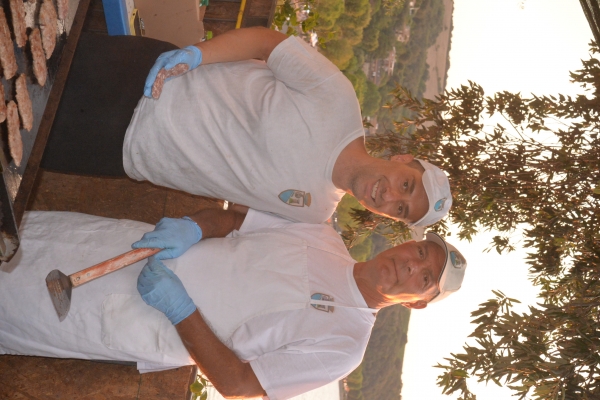 dsc-9926FC1F9BF7-C97C-6B3B-DA32-48448E0D6F42.jpg